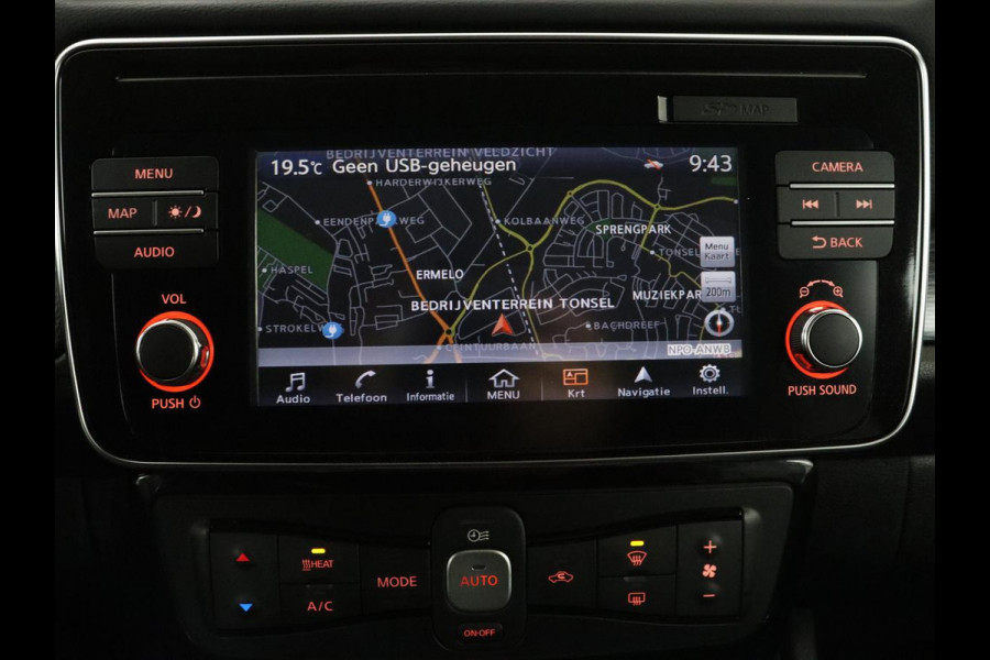 Nissan Leaf Tekna 40 kWh | SOH 86,4% | Navigatie | Apple Carplay | LED | Bose Sound | Dodehoek Ass. | Stoelverwarming |