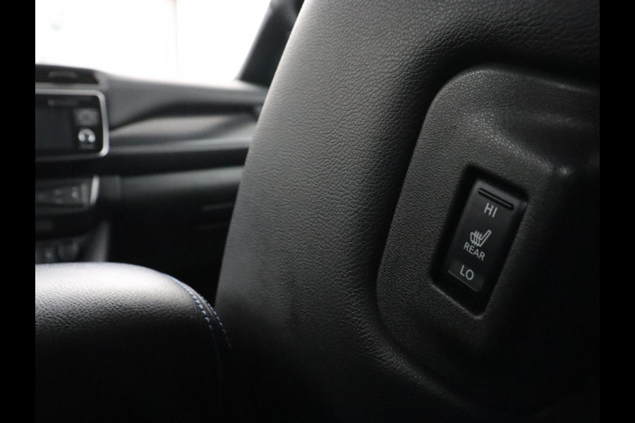 Nissan Leaf Tekna 40 kWh | SOH 86,4% | Navigatie | Apple Carplay | LED | Bose Sound | Dodehoek Ass. | Stoelverwarming |