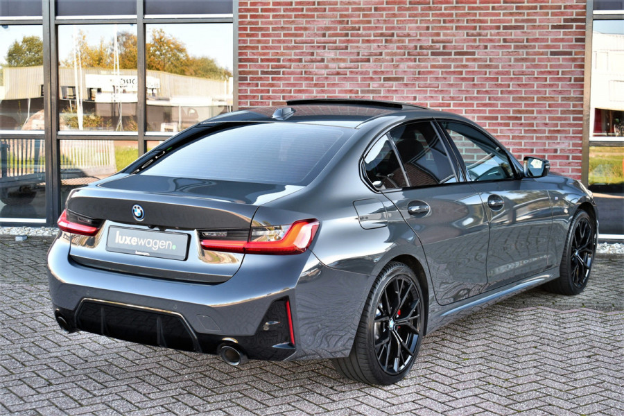 BMW 3-serie 330e M-Sport Dravit E-Dak Trekh E-zetels 19inch HUD Adp-onderstel