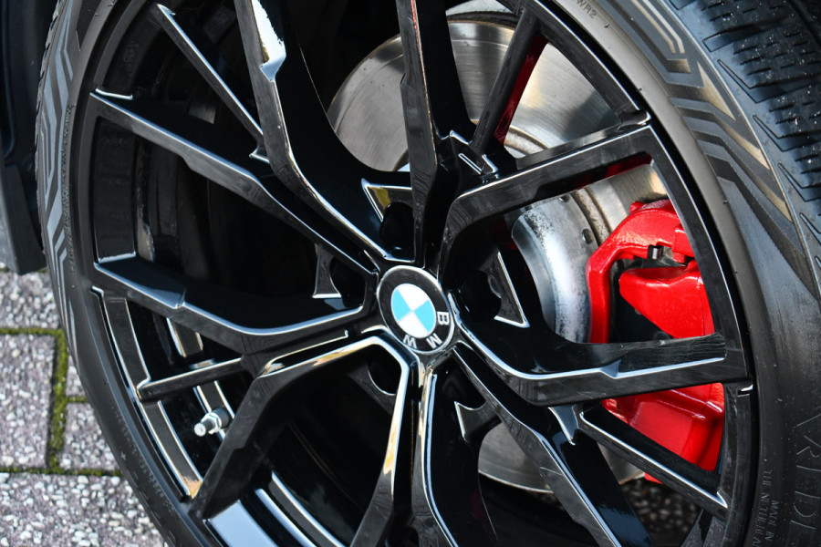BMW 3-serie 330e M-Sport Dravit E-Dak Trekh E-zetels 19inch HUD Adp-onderstel