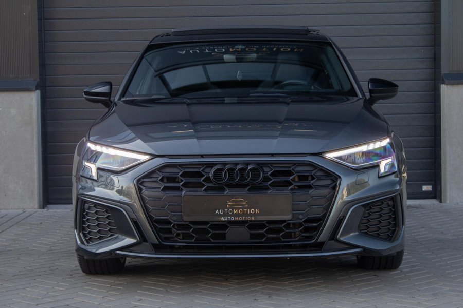 Audi A3 Sportback 45 TFSIe S edition Competition HUD PANO CAMERA LED ACC MAXTON