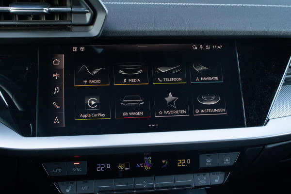 Audi A3 Sportback 45 TFSIe S edition Competition HUD PANO CAMERA LED ACC MAXTON