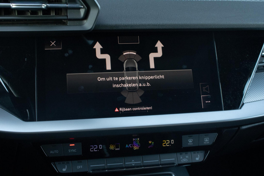 Audi A3 Sportback 45 TFSIe S edition Competition HUD PANO CAMERA LED ACC MAXTON