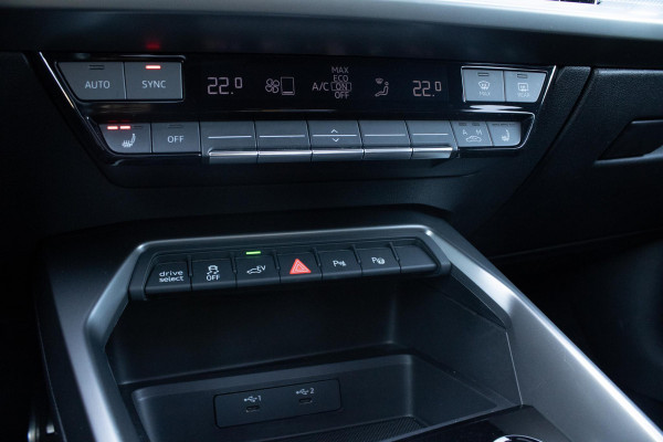 Audi A3 Sportback 45 TFSIe S edition Competition HUD PANO CAMERA LED ACC MAXTON