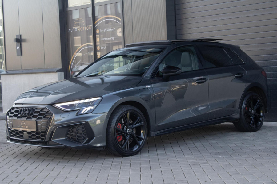 Audi A3 Sportback 45 TFSIe S edition Competition HUD PANO CAMERA LED ACC MAXTON