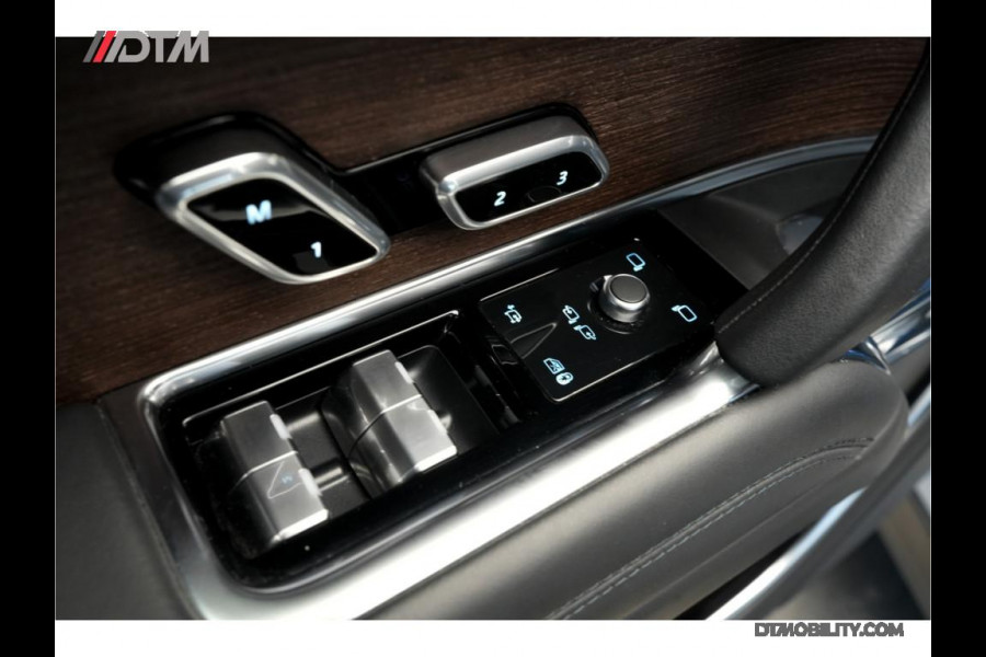 Land Rover Range Rover 3.0 P440e Autobiography PHEV | Massage | Achteras |