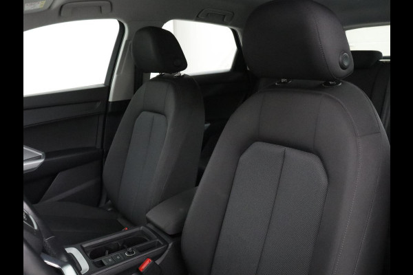 Audi Q3 Sportback 45 TFSI e Advanced Edition | SOH 94,4% | Apple Carplay | Navigatie | Hold Assist | Digital Display |