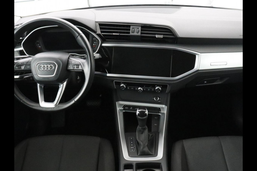 Audi Q3 Sportback 45 TFSI e Advanced Edition | SOH 94,4% | Apple Carplay | Navigatie | Hold Assist | Digital Display |