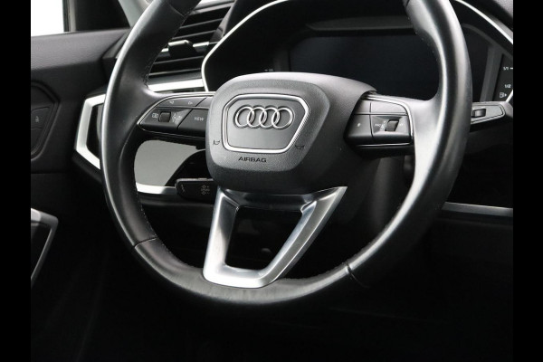 Audi Q3 Sportback 45 TFSI e Advanced Edition | SOH 94,4% | Apple Carplay | Navigatie | Hold Assist | Digital Display |