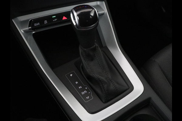 Audi Q3 Sportback 45 TFSI e Advanced Edition | SOH 94,4% | Apple Carplay | Navigatie | Hold Assist | Digital Display |