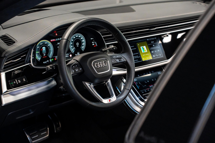 Audi Q8 60 TFSI e quattro Pro Line S Competition *Bang & Olufsen / AWD-Besturing / Stoelventilatie + Massage / Soft-Close / Panorama / Hemelbekleding Alcantara*