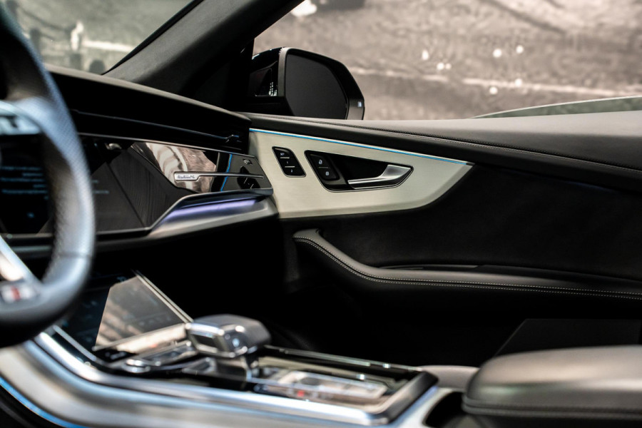 Audi Q8 60 TFSI e quattro Pro Line S Competition *Bang & Olufsen / AWD-Besturing / Stoelventilatie + Massage / Soft-Close / Panorama / Hemelbekleding Alcantara*