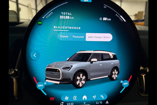 MINI Countryman SE ALL4 Favoured XL 66.5 kWh, 20 inch, Trekhaak, FULL OPTIONS!