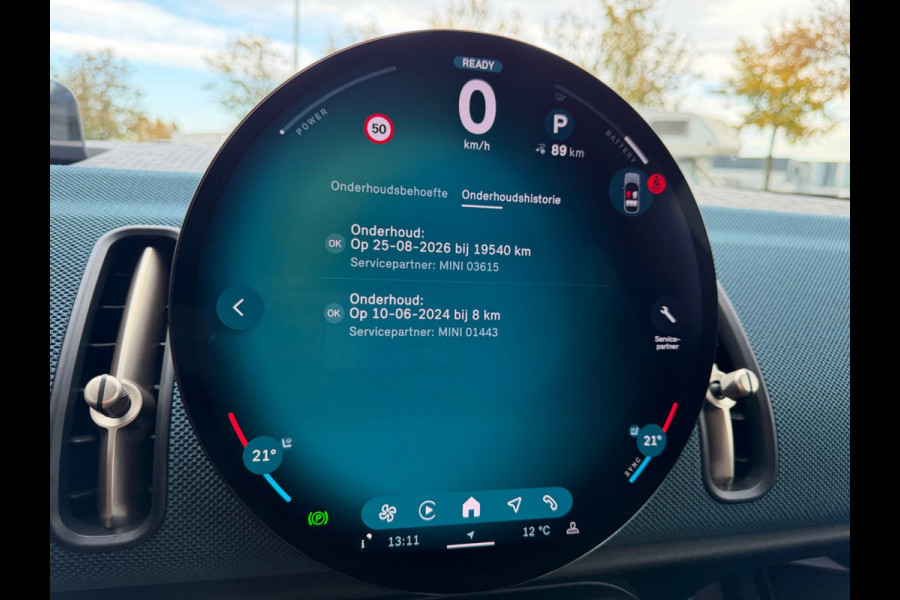 MINI Countryman SE ALL4 Favoured XL 66.5 kWh, 20 inch, Trekhaak, FULL OPTIONS!