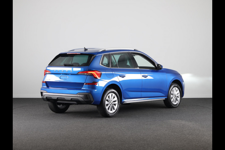 Škoda Kamiq Business Edition 1.0 TSI 115 pk 6 versn. Hand Private Lease vanaf € 492,- per maand |Trekhaak | Stoelverwarming | Achteruitrijcamera |Apple CarPlay | Android Auto