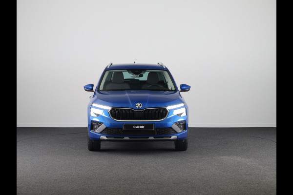 Škoda Kamiq Business Edition 1.0 TSI 115 pk 6 versn. Hand Private Lease vanaf € 492,- per maand |Trekhaak | Stoelverwarming | Achteruitrijcamera |Apple CarPlay | Android Auto