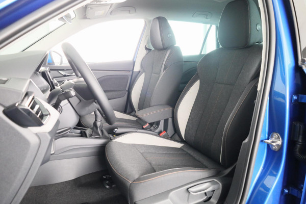 Škoda Kamiq Business Edition 1.0 TSI 115 pk 6 versn. Hand Private Lease vanaf € 492,- per maand |Trekhaak | Stoelverwarming | Achteruitrijcamera |Apple CarPlay | Android Auto