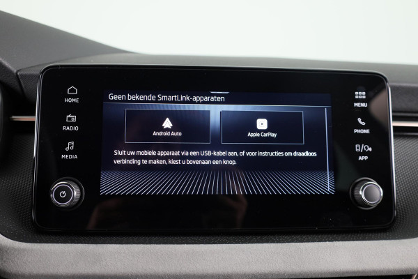 Škoda Kamiq Business Edition 1.0 TSI 115 pk 6 versn. Hand Private Lease vanaf € 492,- per maand |Trekhaak | Stoelverwarming | Achteruitrijcamera |Apple CarPlay | Android Auto
