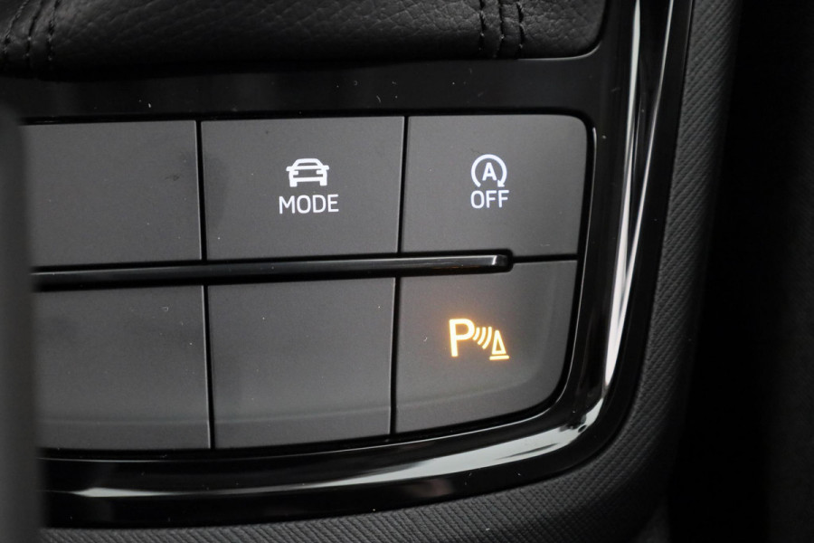 Škoda Kamiq Business Edition 1.0 TSI 115 pk 6 versn. Hand Private Lease vanaf € 492,- per maand |Trekhaak | Stoelverwarming | Achteruitrijcamera |Apple CarPlay | Android Auto