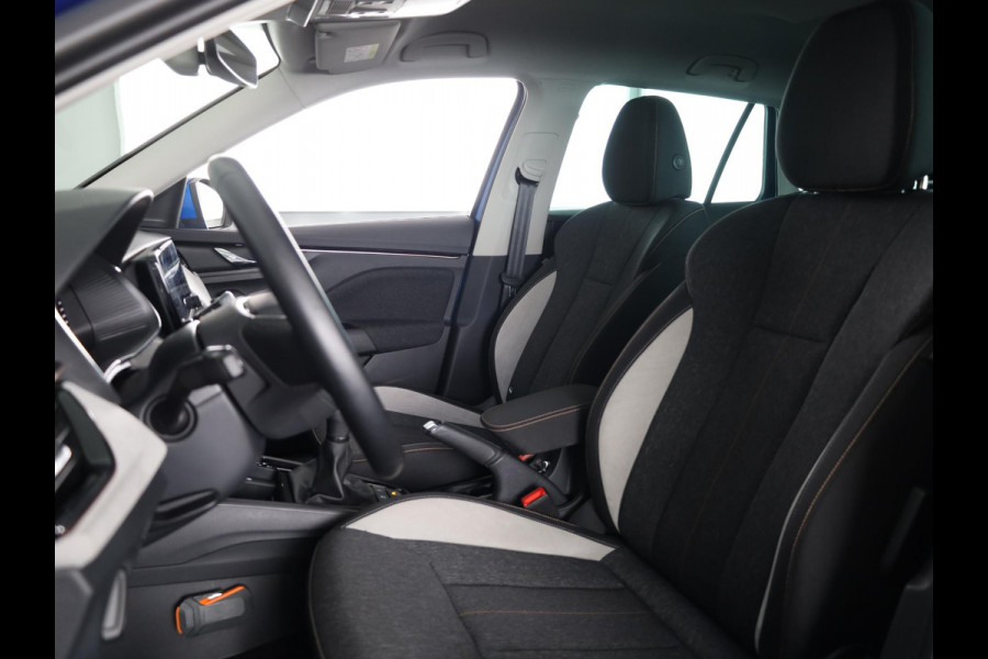 Škoda Kamiq Business Edition 1.0 TSI 115 pk 6 versn. Hand | Stoelverwarming | Achteruitrijcamera |Apple CarPlay | Android Auto