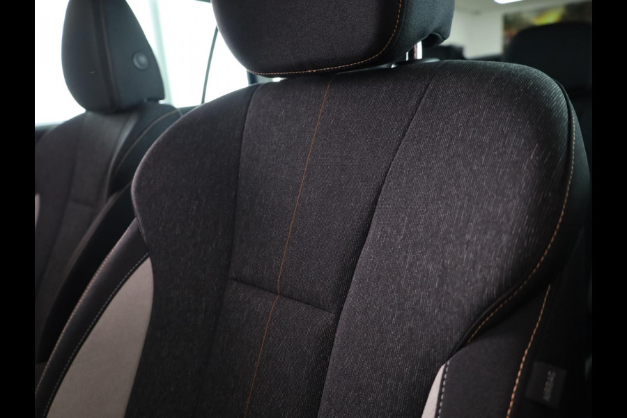Škoda Kamiq Business Edition 1.0 TSI 115 pk 6 versn. Hand | Stoelverwarming | Achteruitrijcamera |Apple CarPlay | Android Auto