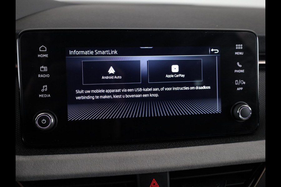 Škoda Kamiq Business Edition 1.0 TSI 115 pk 6 versn. Hand | Stoelverwarming | Achteruitrijcamera |Apple CarPlay | Android Auto