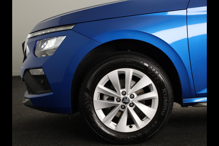 Škoda Kamiq Business Edition 1.0 TSI 115 pk 6 versn. Hand | Stoelverwarming | Achteruitrijcamera |Apple CarPlay | Android Auto