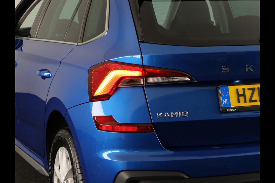 Škoda Kamiq Business Edition 1.0 TSI 115 pk 6 versn. Hand | Stoelverwarming | Achteruitrijcamera |Apple CarPlay | Android Auto