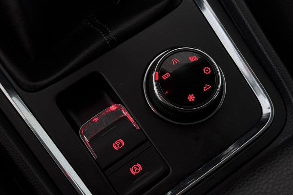Seat Ateca 1.4 EcoTSI Xcellence 4DRIVE (TREKHAAK, STOELVERWARMING, CRUISE CONTROL, CARPLAY)
