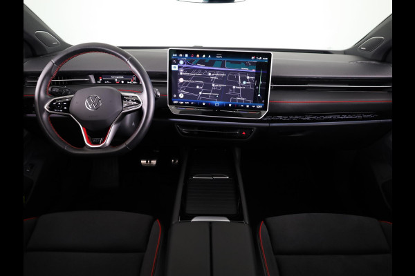 Volkswagen ID.7 Tourer GTX 86 kWh SOH 95 % | 340 PK 4 Motion | Martix koplampen | Headup display | Electrisch verstelbare massage stoelen | 360 graden camera |