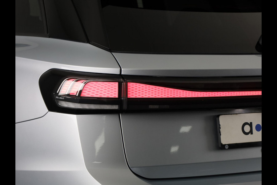 Volkswagen ID.7 Tourer GTX 86 kWh SOH 95 % | 340 PK 4 Motion | Martix koplampen | Headup display | Electrisch verstelbare massage stoelen | 360 graden camera |
