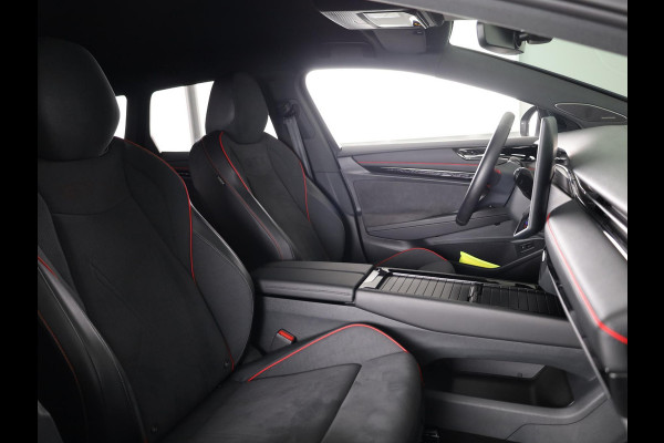 Volkswagen ID.7 Tourer GTX 86 kWh SOH 95 % | 340 PK 4 Motion | Martix koplampen | Headup display | Electrisch verstelbare massage stoelen | 360 graden camera |