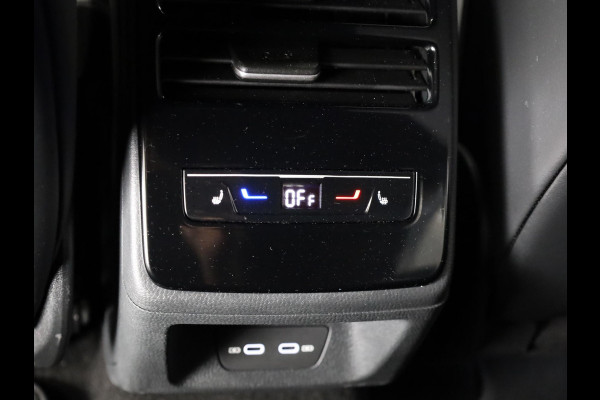 Volkswagen ID.7 Tourer GTX 86 kWh SOH 95 % | 340 PK 4 Motion | Martix koplampen | Headup display | Electrisch verstelbare massage stoelen | 360 graden camera |