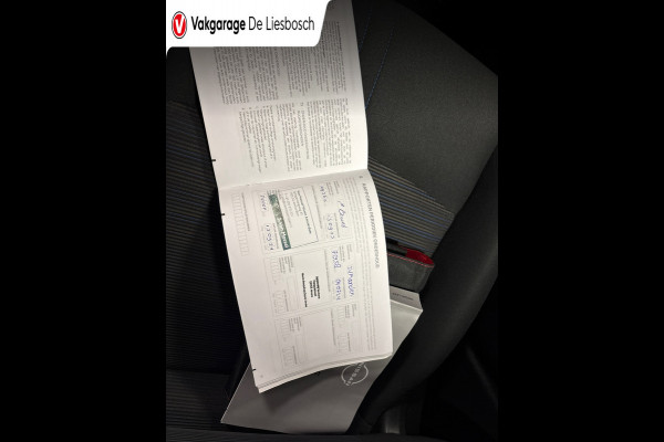 Nissan Leaf N-Connecta 40 kWh / camera / Navigatie / cruisecontrol /boeken/stoelverw