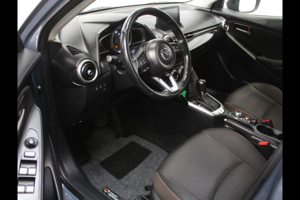 Mazda 2 1.5 Skyactiv-G Luxury CLIMATE | CRUISE | NAVI | LMV16 | DAB | CARPLAY | STOELVERW | PDC | LED