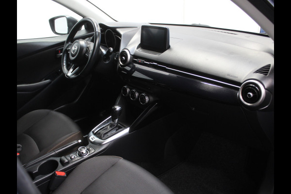 Mazda 2 1.5 Skyactiv-G Luxury CLIMATE | CRUISE | NAVI | LMV16 | DAB | CARPLAY | STOELVERW | PDC | LED
