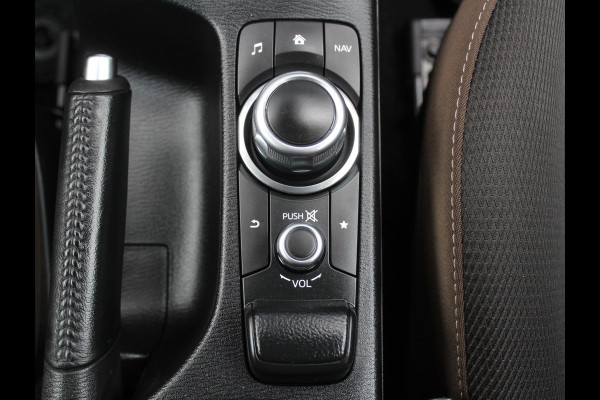 Mazda 2 1.5 Skyactiv-G Luxury CLIMATE | CRUISE | NAVI | LMV16 | DAB | CARPLAY | STOELVERW | PDC | LED