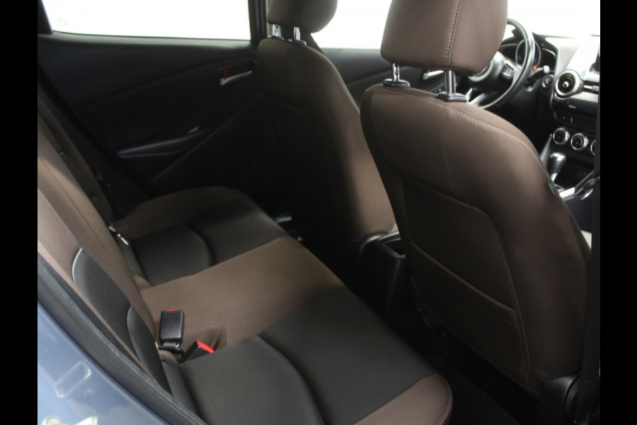 Mazda 2 1.5 Skyactiv-G Luxury CLIMATE | CRUISE | NAVI | LMV16 | DAB | CARPLAY | STOELVERW | PDC | LED