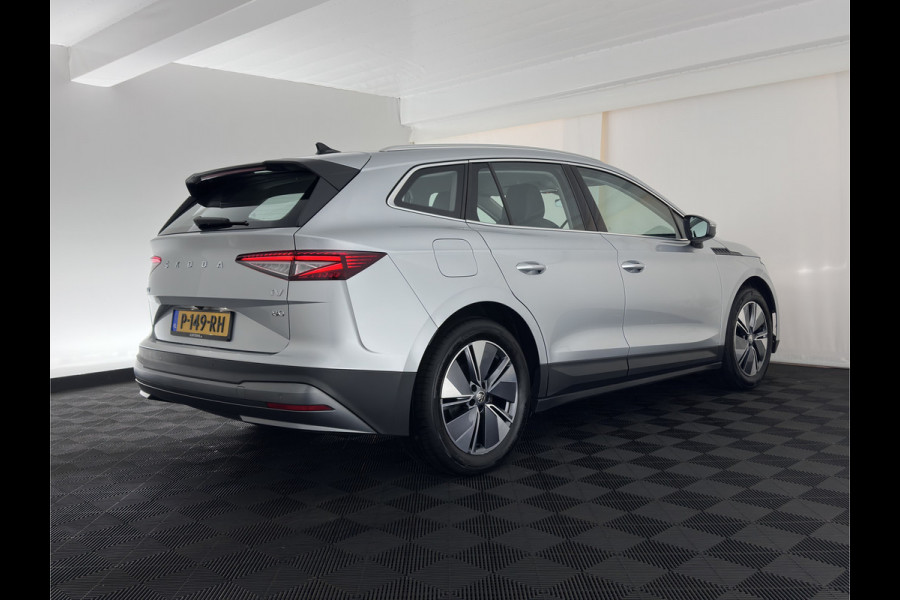 Škoda ENYAQ iV 80 (INCL-BTW) *AUT | LEATHER-FABRIC | FULL-LED | DIGI-COCKPIT | CAMERA | KEYLESS | NAVI-FULLMAP | AMBIENTLIGHT | ECC | HEATED-COMFORTSEATS | DAB+ | PDC | CRUISE | CARPLAY | 17"ALU*