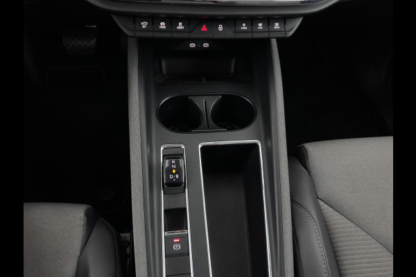 Škoda ENYAQ iV 80 (INCL-BTW) *AUT | LEATHER-FABRIC | FULL-LED | DIGI-COCKPIT | CAMERA | KEYLESS | NAVI-FULLMAP | AMBIENTLIGHT | ECC | HEATED-COMFORTSEATS | DAB+ | PDC | CRUISE | CARPLAY | 17"ALU*