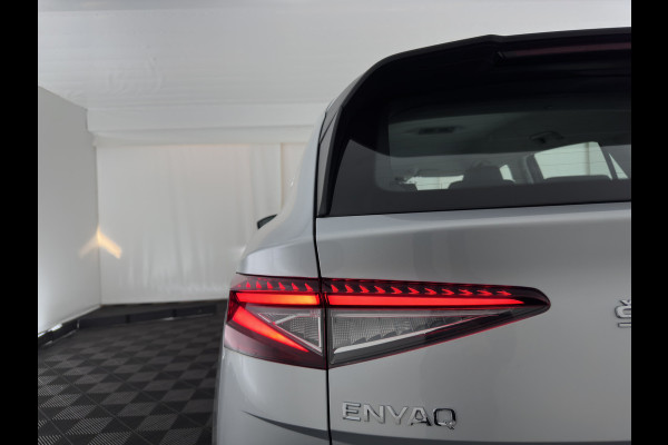 Škoda ENYAQ iV 80 (INCL-BTW) *AUT | LEATHER-FABRIC | FULL-LED | DIGI-COCKPIT | CAMERA | KEYLESS | NAVI-FULLMAP | AMBIENTLIGHT | ECC | HEATED-COMFORTSEATS | DAB+ | PDC | CRUISE | CARPLAY | 17"ALU*
