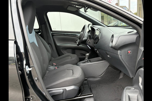 Toyota Aygo X Hybrid 116PK Active Automaat Nieuw uit voorraad! Camera/Stoelverwarming/Adapt.Cruise/ Carplay-Android