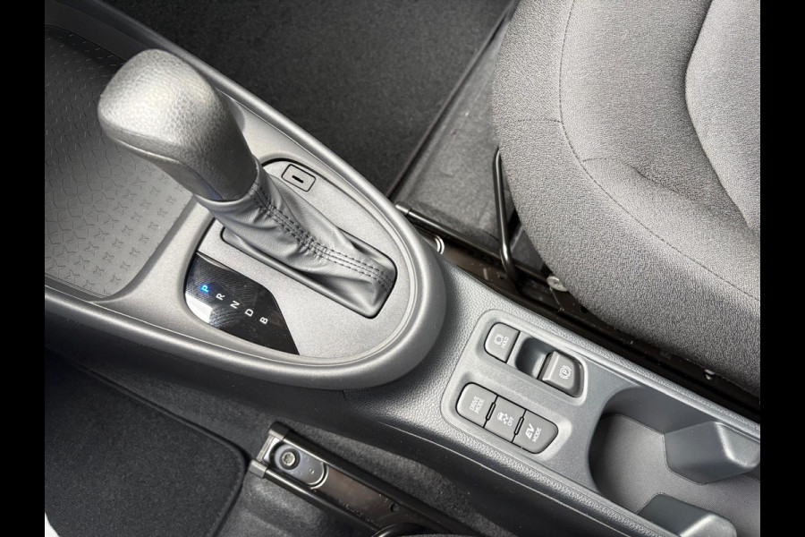 Toyota Aygo X Hybrid 116PK Active Automaat Nieuw uit voorraad! Camera/Stoelverwarming/Adapt.Cruise/ Carplay-Android