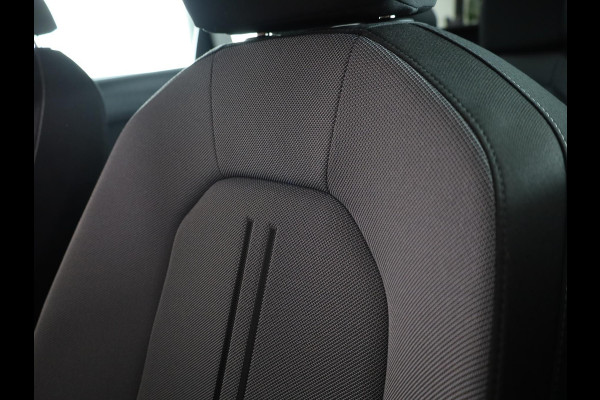 Seat Leon Sportstourer 1.5 eTSI Style Business Intense |Matrix Led | Adaptieve Cruise Control | Draadloze Carplay | Magnetic tech Metallic | HERGEWAARDEERD