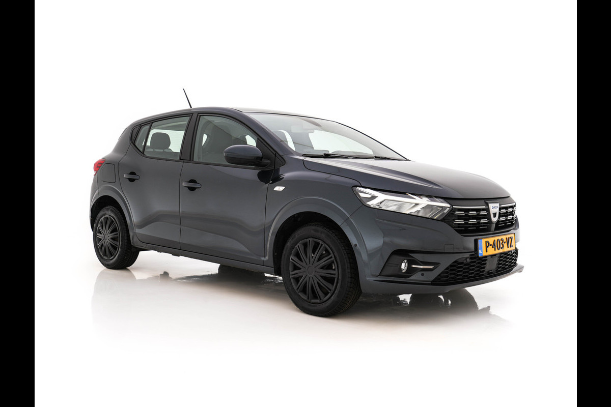 Dacia SANDERO Stepway 1.0 TCe 100 Bi-Fuel Comfort (INCL-BTW) *FULL-LED | NAVI-FULLMAP | BLINDSPOT | HEATED-COMFORTSEATS | CAMERA | KEYLESS | DAB | ECC | PDC | CRUISE | TOWBAR *