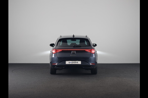 Seat Leon Sportstourer 1.5 eTSI Style Business Intense |Matrix Led | Adaptieve Cruise Control | Draadloze Carplay | Magnetic tech Metallic | HERGEWAARDEERD