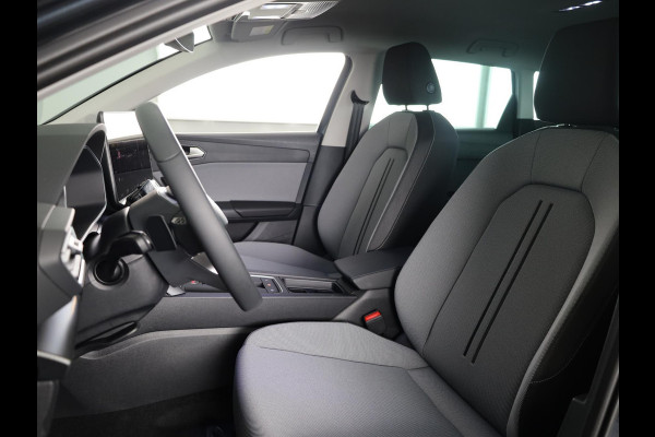 Seat Leon Sportstourer 1.5 eTSI Style Business Intense |Matrix Led | Adaptieve Cruise Control | Draadloze Carplay | Magnetic tech Metallic | HERGEWAARDEERD