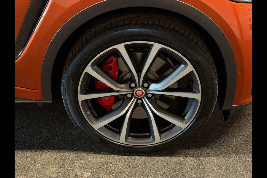Jaguar F-Pace 5.0 P550 V8 SVR Speciale lak SVO Ultra Metallic Trekhaak Meridian Carbon Pano CameraDealer Onderhouden