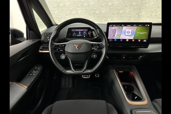 CUPRA Born e-Boost 231PK 62 kWh | Panorama | Dynamic-Pakket | 20'' Blizzard | ACC | Dodehoek | Copper-Details | Keyless | Sfeerverlichting | LED | Pilot M+ | Tech-L Pakket | Carplay | Stuurverwarming | Interieur-Voorverwarming | Getint Glas | Draadloos Laden |