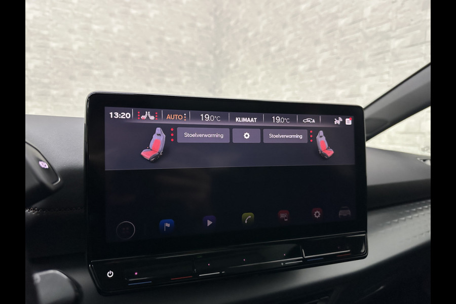 CUPRA Born e-Boost 231PK 62 kWh | Panorama | Dynamic-Pakket | 20'' Blizzard | ACC | Dodehoek | Copper-Details | Keyless | Sfeerverlichting | LED | Pilot M+ | Tech-L Pakket | Carplay | Stuurverwarming | Interieur-Voorverwarming | Getint Glas | Draadloos Laden |